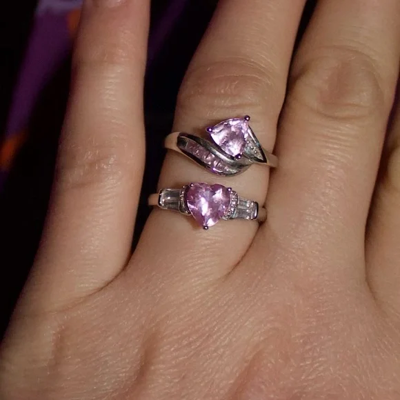 Ring Lot 🩷🌹 - Picture 2 of 4